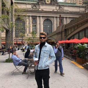 Meet your Posher, Toma